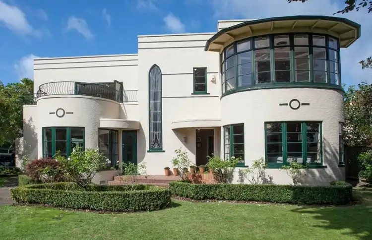 Desain Arsitektur Rumah Art Deco