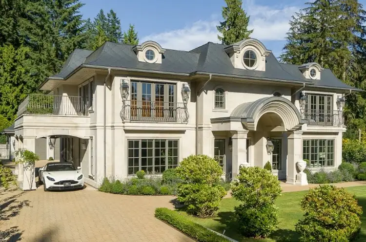 Desain Arsitektur Rumah Klasik Eropa